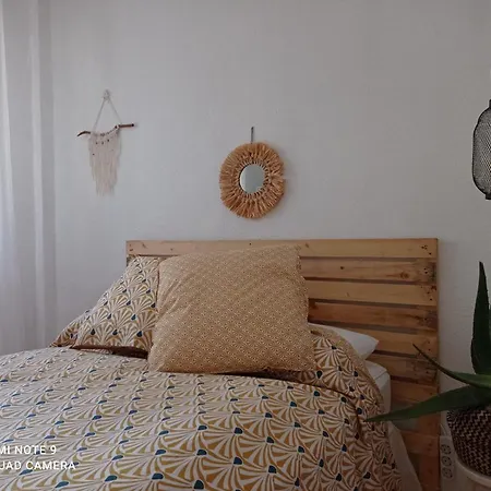 Beautiful Boho-Chic Apartament Santander S Center شقة *