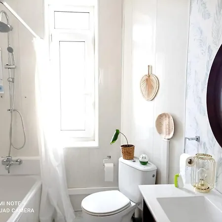 Beautiful Boho-Chic Apartament Santander S Center شقة